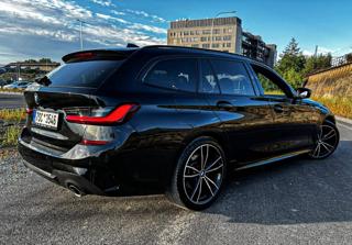 BMW Řada 3 2,0 320d xDrive Touring M Sport kombi - Foto 4