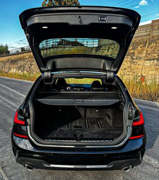 BMW Řada 3 2,0 320d xDrive Touring M Sport kombi - Foto 14
