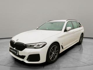 BMW Řada 5 530d Touring xDrive M-paket kombi