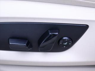 BMW Řada 5 2,0 520d Luxury Line CZ DPH kombi - Foto 24