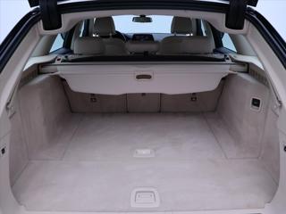 BMW Řada 5 2,0 520d Luxury Line CZ DPH kombi - Foto 17