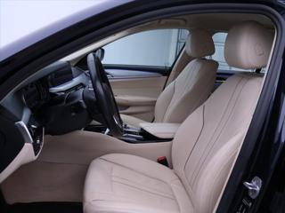 BMW Řada 5 2,0 520d Luxury Line CZ DPH kombi - Foto 19