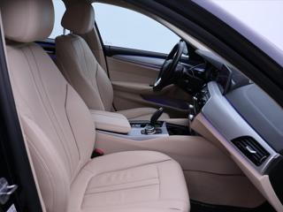 BMW Řada 5 2,0 520d Luxury Line CZ DPH kombi - Foto 20