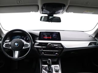 BMW Řada 5 3,0 530d 195kW Aut. Sport Line kombi - Foto 26