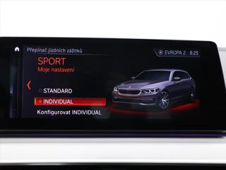 BMW Řada 5 3,0 530d 195kW Aut. Sport Line kombi - Foto 22