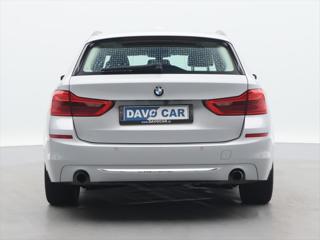 BMW Řada 5 2,0 530i xDrive Luxury Line kombi - Foto 8