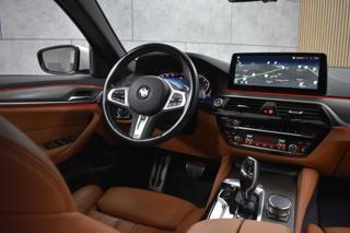 BMW Řada 5 530d xDrive ///MPAKET*ACC*DPH* kombi - Foto 9