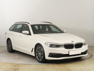 BMW Řada 5 530d xDrive 195kW kombi