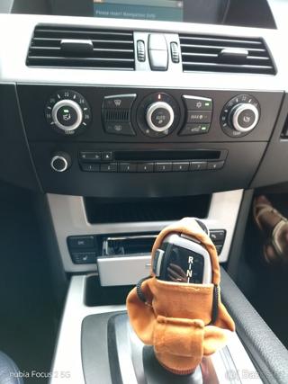 BMW Řada 5 3,0 145 kW • AUTOMAT • ZADNÍ POHON kombi - Foto 9