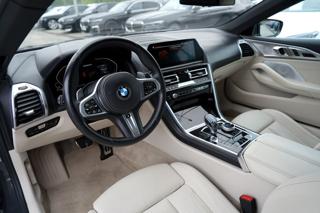 BMW Řada 8 M850i xDrive /Laser/530 PS kabriolet - Foto 36