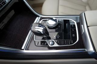 BMW Řada 8 M850i xDrive /Laser/530 PS kabriolet - Foto 48