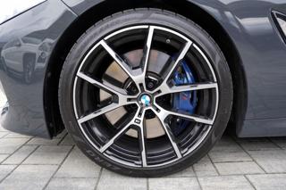 BMW Řada 8 M850i xDrive /Laser/530 PS kabriolet - Foto 24