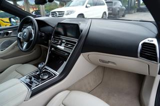 BMW Řada 8 M850i xDrive /Laser/530 PS kabriolet - Foto 37