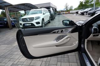 BMW Řada 8 M850i xDrive /Laser/530 PS kabriolet - Foto 27