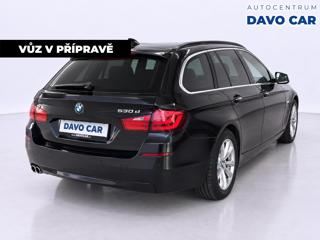 BMW Řada 5 3,0 530d 190kW Touring kombi - Foto 5