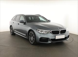 BMW Řada 5 530d xDrive 195kW kombi