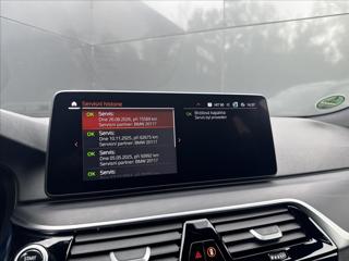 BMW Řada 5 3,0 540d xDrive M-Packet ČR DPH kombi - Foto 27