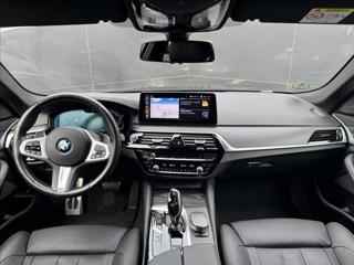 BMW Řada 5 3,0 540d xDrive M-Packet ČR DPH kombi - Foto 15