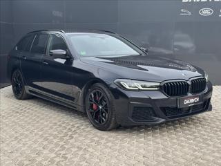 BMW Řada 5 3,0 540d xDrive M-Packet ČR DPH kombi - Foto 2