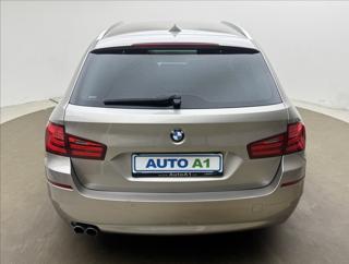 BMW Řada 5 3,0 30d 4X4 DPH LED KŮŽE TAŽNÉ kombi - Foto 5