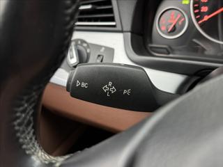 BMW Řada 5 3,0 30d 4X4 DPH LED KŮŽE TAŽNÉ kombi - Foto 11