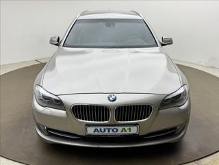 BMW Řada 5 3,0 30d 4X4 DPH LED KŮŽE TAŽNÉ kombi - Foto 2