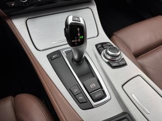 BMW Řada 5 3,0 30d 4X4 DPH LED KŮŽE TAŽNÉ kombi - Foto 23