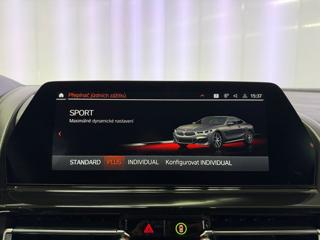 BMW Řada 8 M850i xDrive INDIVIDUAL LASER, AC SCHNITZER, HUD kupé - Foto 23