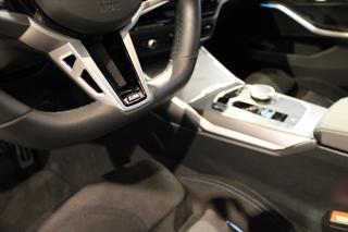 BMW Řada 3 320d xDrive M Sport DAProf/360/Tažné kombi - Foto 12