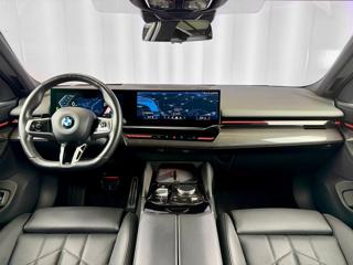 BMW Řada 5 520d xDrive M-SPORT, HARMAN&KARDON, HUD, WEBASTO kombi - Foto 3
