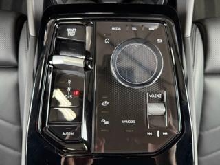 BMW Řada 5 520d xDrive M-SPORT, HARMAN&KARDON, HUD, WEBASTO kombi - Foto 20
