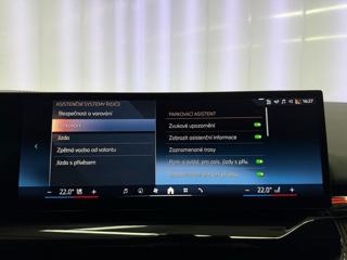 BMW Řada 5 520d xDrive M-SPORT, HARMAN&KARDON, HUD, WEBASTO kombi - Foto 13
