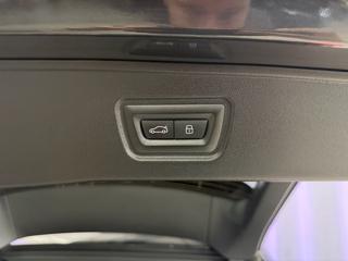 BMW Řada 5 520d xDrive M-SPORT, HARMAN&KARDON, HUD, WEBASTO kombi - Foto 26