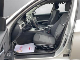 BMW Řada 3 318d D.Klima*Vyhř.Sedadla*PDC Alu*Tempomat*Po servise a nová STK! limuzína - Foto 17