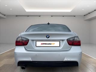 BMW Řada 3 318d D.Klima*Vyhř.Sedadla*PDC Alu*Tempomat*Po servise a nová STK! limuzína - Foto 6
