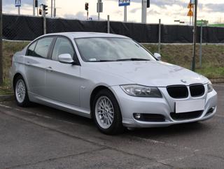 BMW Řada 3 320 d 135kW sedan nafta