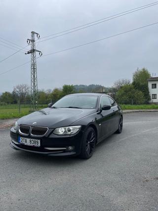 BMW Řada 3 2,0   E92 320D sedan