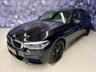 BMW Řada 5 540i XDRIVE M-SPORT, LED, WEBASTO, HARMANN, TAŽNÉ sedan