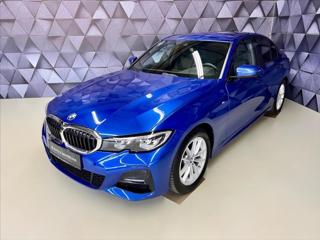 BMW Řada 3 320d xDrive M-SPORT, LED, ASSI sedan