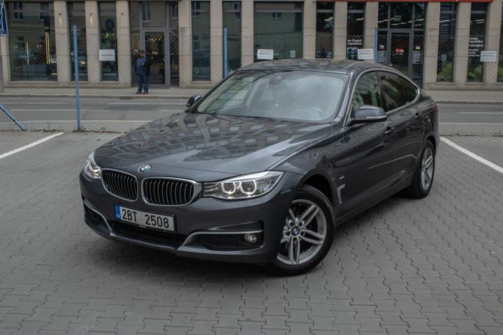 Vůz s VIN WBA8Y71000G395465