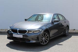 BMW Řada 3 330d xDrive Sedan sedan