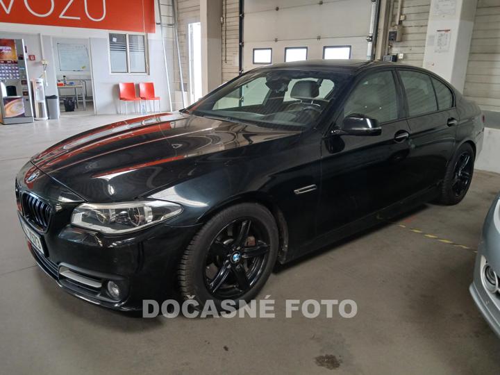 BMW Řada 5 - ilustrační obrázek
