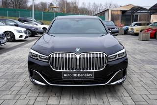 BMW Řada 7 750Li xDrive/530PS/ČR/DPH sedan