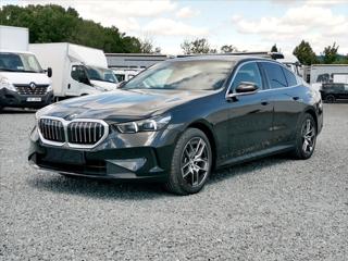 BMW Řada 5 520i *Black Sapphire*Skladem! sedan