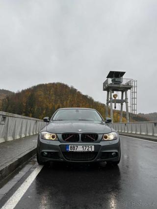 BMW Řada 3 3,0   e90 330d 180kW 2010 sedan