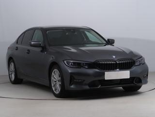 BMW Řada 3 320 i 135kW sedan