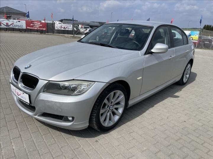 Vůz s VIN WBAPG11010E738856
