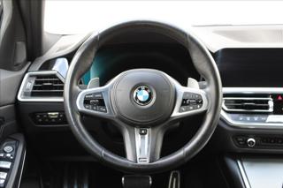 BMW Řada 3 320xd / M-PAKET / HUD / CZ sedan - Foto 17