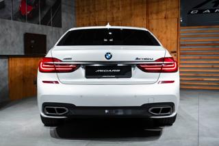 BMW Řada 7 Li xDrive sedan - Foto 31