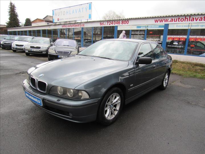 Vůz s VIN WBADT41020G008572